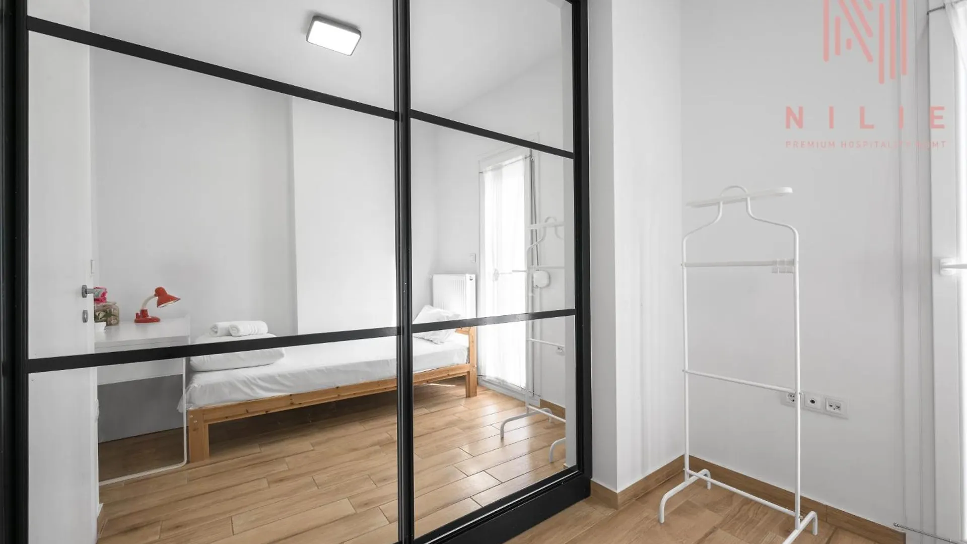 Pendente, Nilie Hospitality Mgmt Apartment Thessaloniki