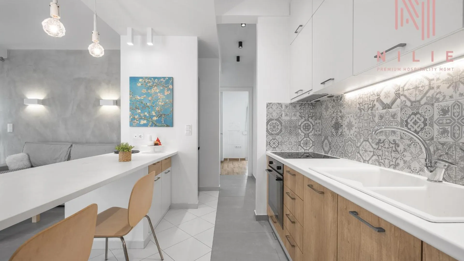 Pendente, Nilie Hospitality Mgmt Apartment Thessaloniki