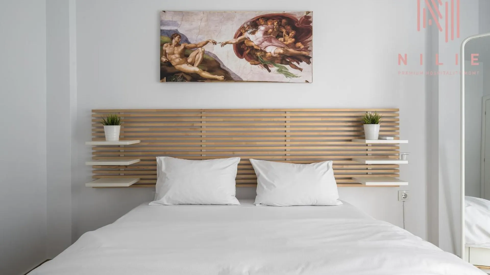 Pendente, Nilie Hospitality Mgmt Apartment Thessaloniki 0*,  Greece
