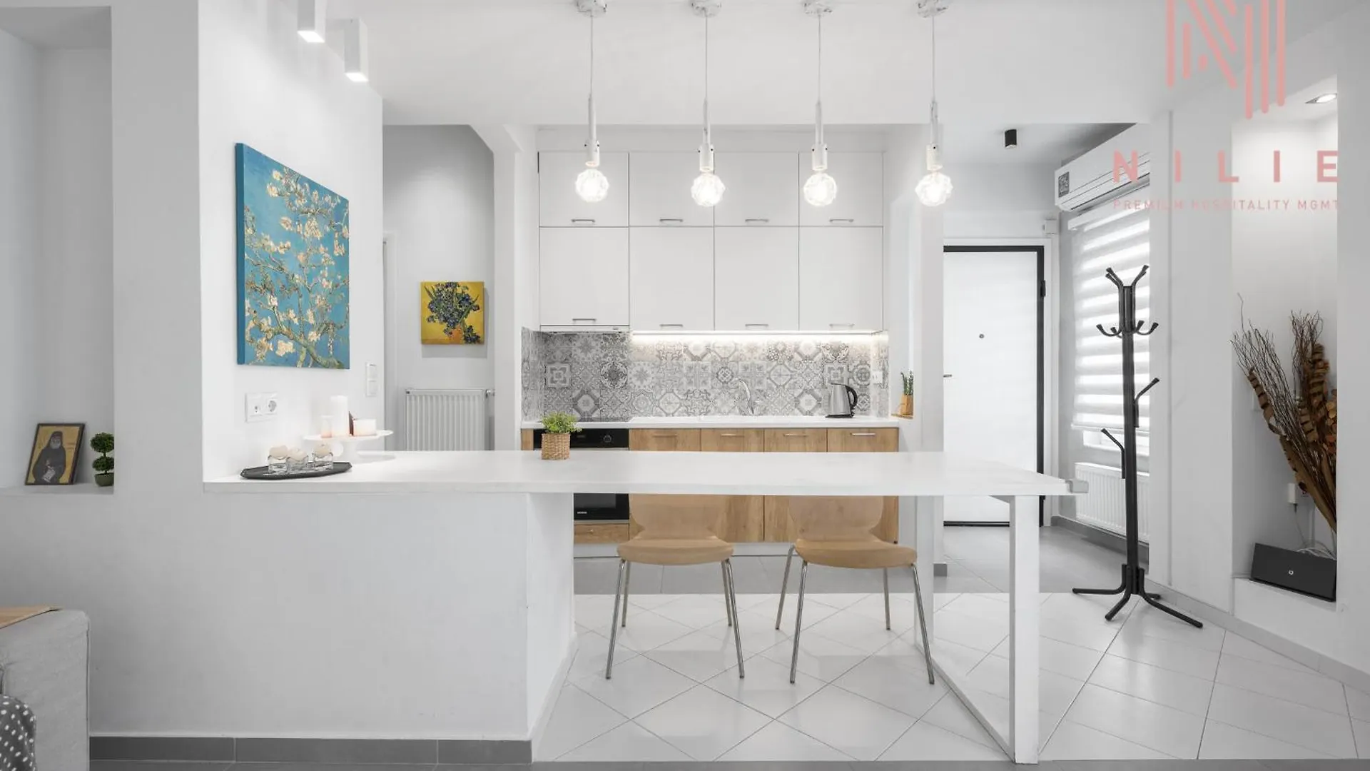 Pendente, Nilie Hospitality Mgmt Apartment Thessaloniki Greece